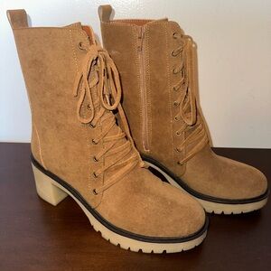 7.5 Women’s Mi.iM Lace up Suede Boots